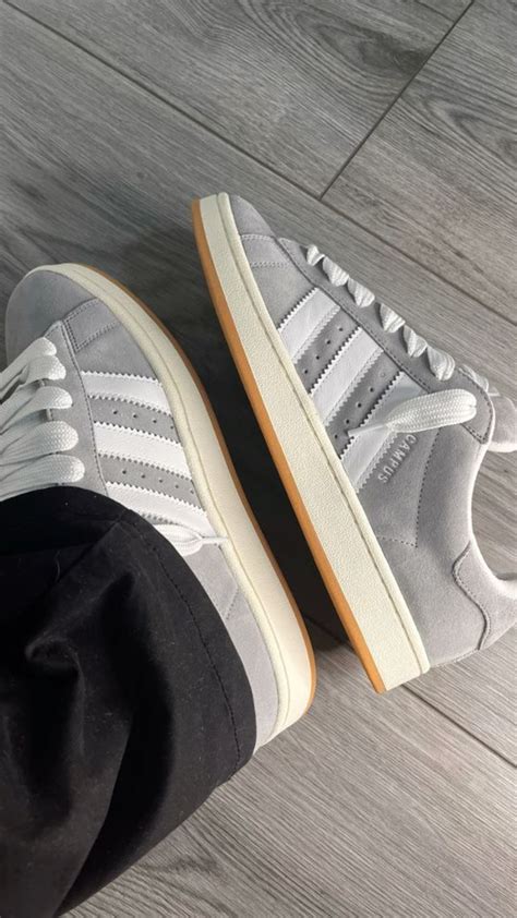 Hoe Adidas High Tops te veteren: 8 manieren om je Adidas 